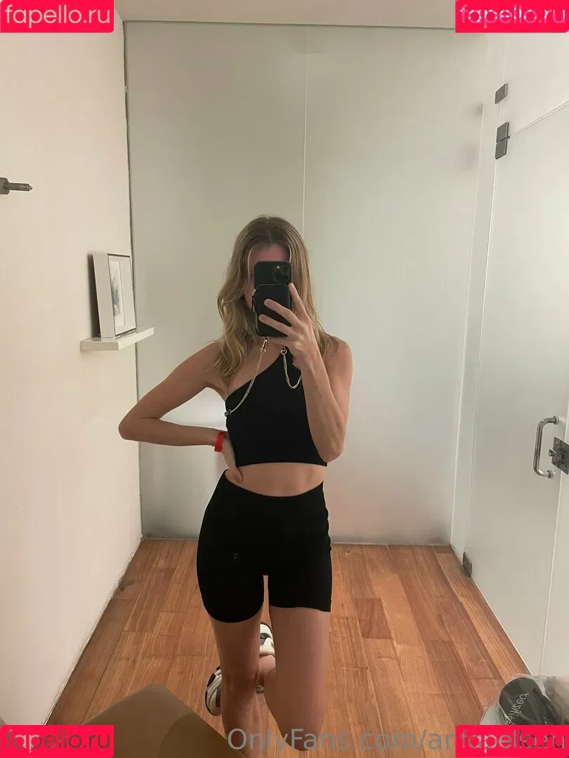 Anya Olsen Onlyfans Photo Gallery 