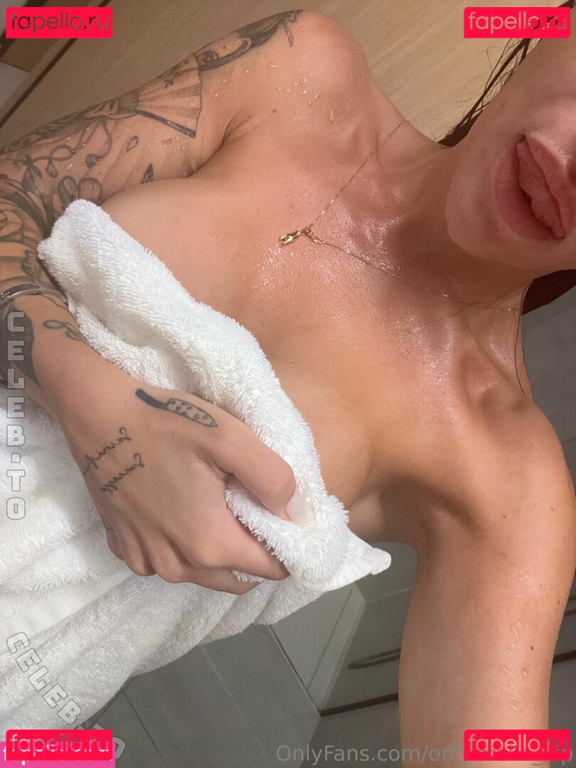 Stella Tormento Nude Onlyfans Photo 7