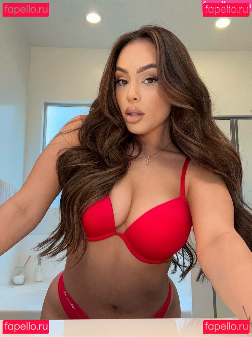 Rayleen Vega Nude Onlyfans Photo 24