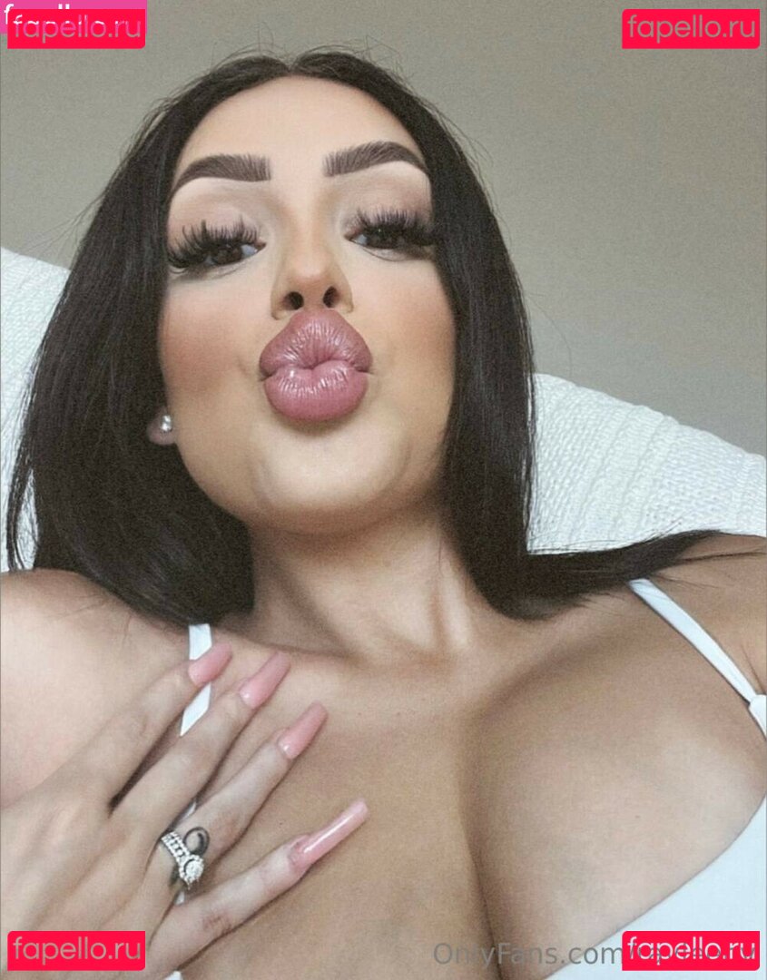 Rayleen Vega Nude Onlyfans Photo 18