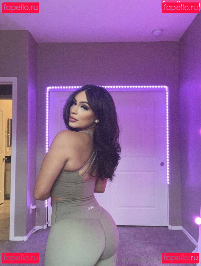 Rayleen Vega Nude Onlyfans Photo 12
