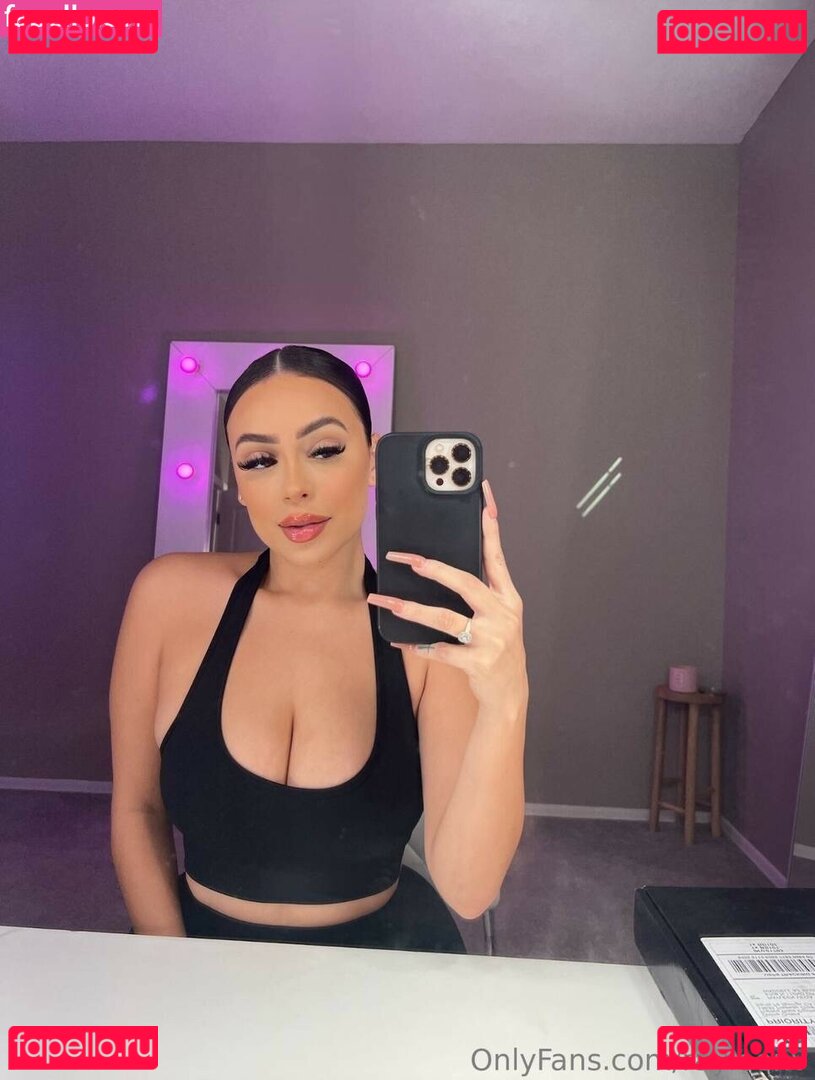 Rayleen Vega Nude Onlyfans Photo 9