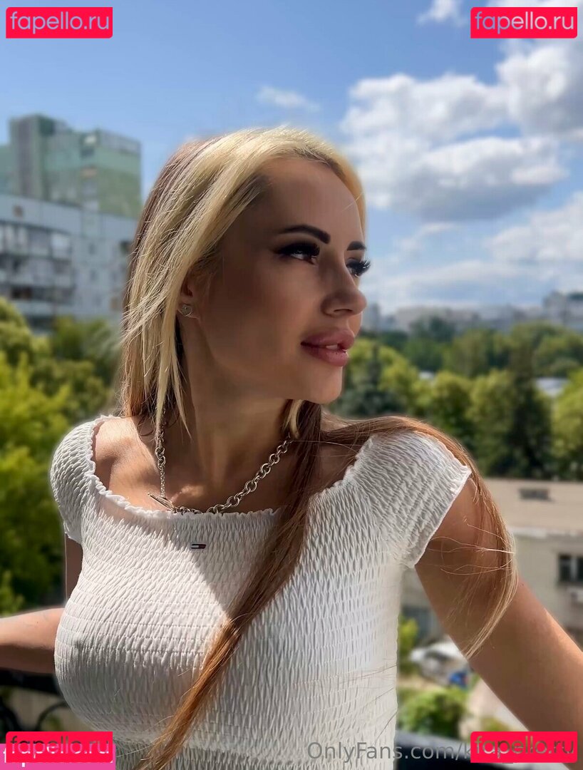 kira_pretty Nude Onlyfans Photo 36
