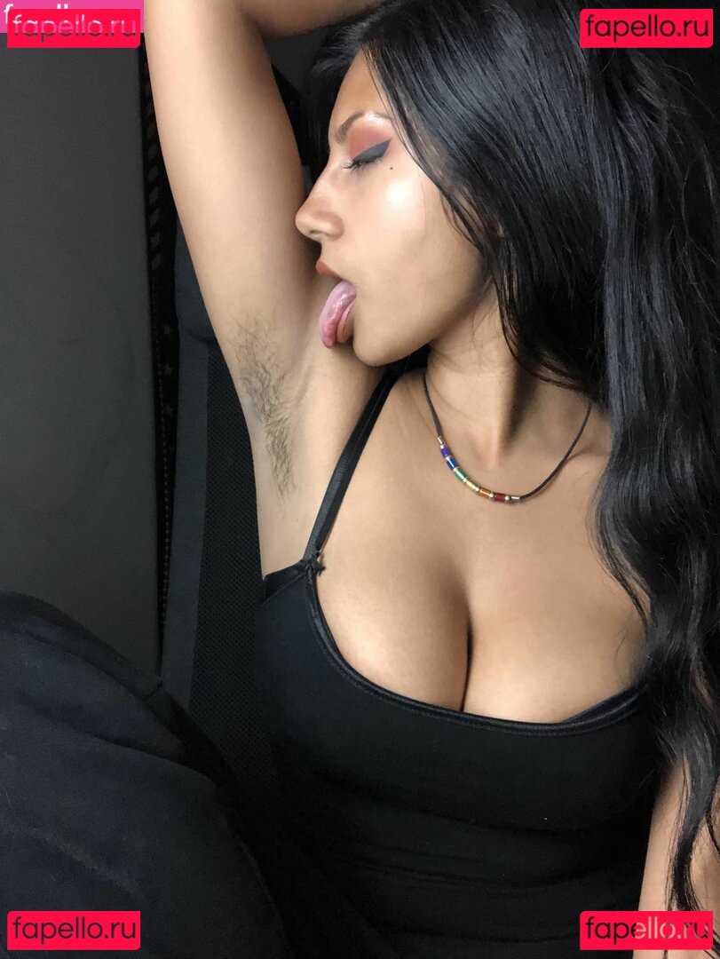 Goddess Vanessa Nude Onlyfans Photo 36