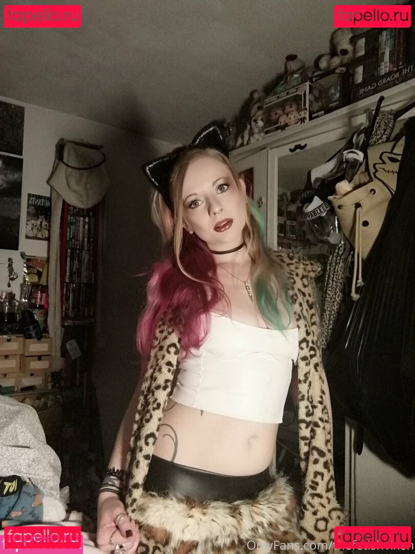 Fetish Vixen Nude Onlyfans Photo 4