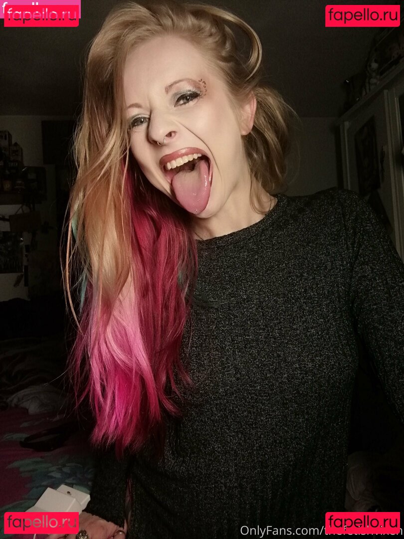 Fetish Vixen Nude Onlyfans Photo 3