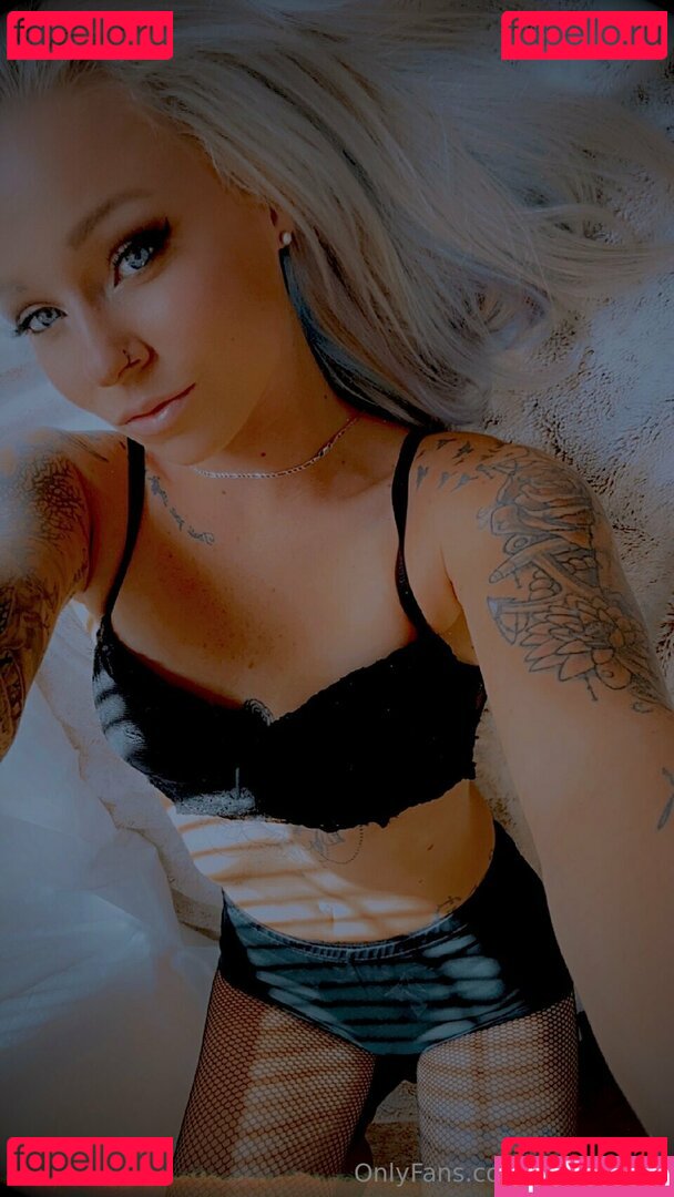Taylorwho Nude Onlyfans Photo 3