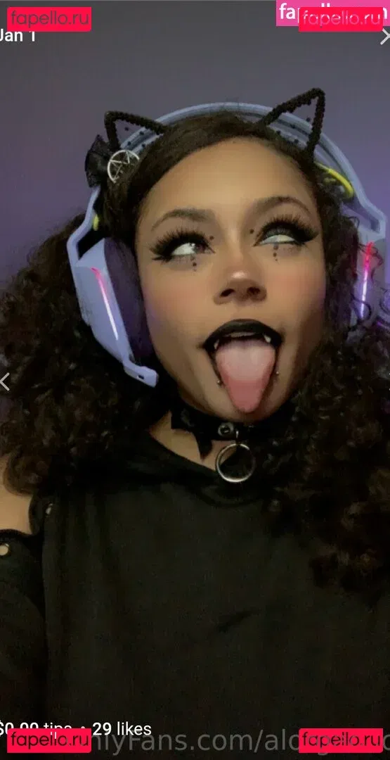 Hellazebra Onlyfans Photo Gallery 