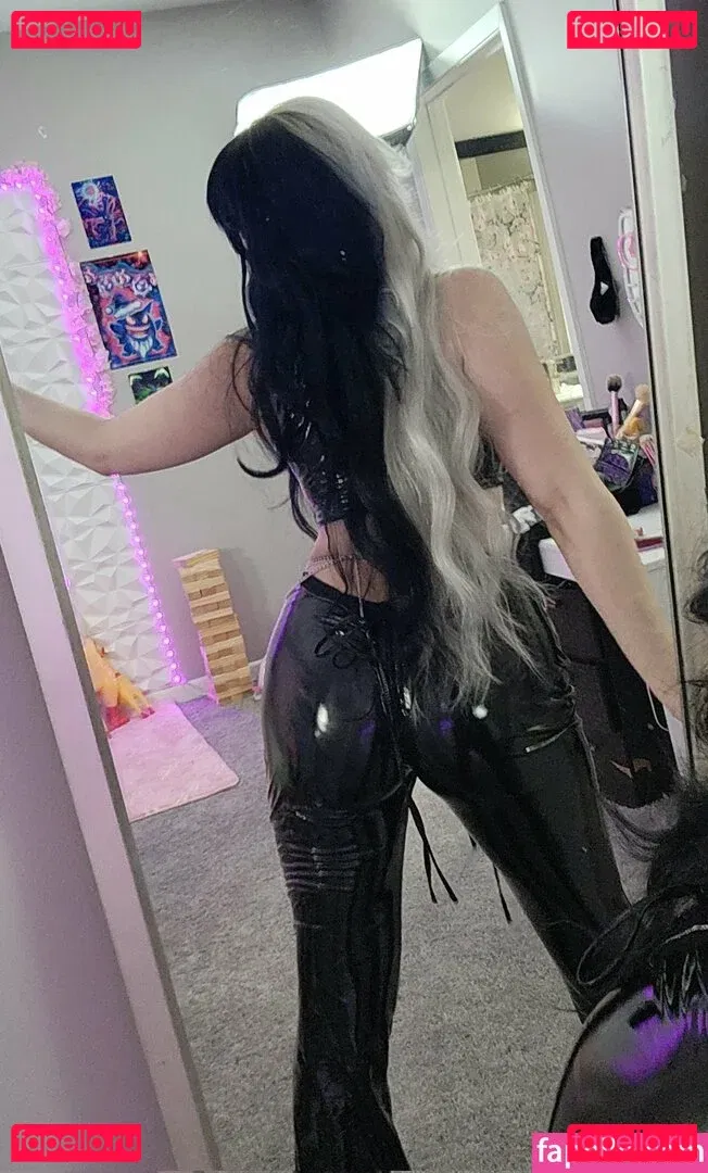 Darcy Nycole Onlyfans Photo Gallery 