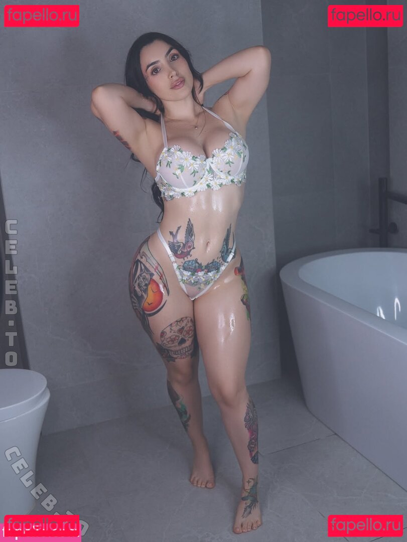 Nicole Virches Nude Onlyfans Photo 6