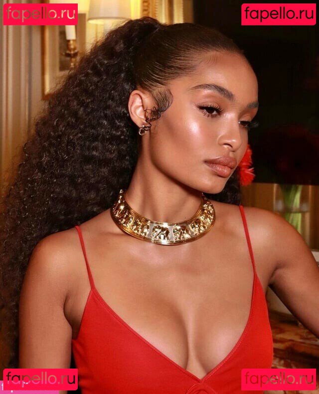 Yara Shahidi Nude Onlyfans Photo 39