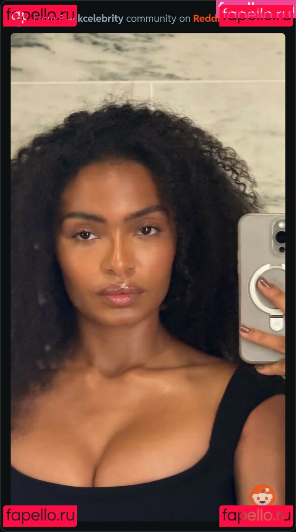 Yara Shahidi Nude Onlyfans Photo 34