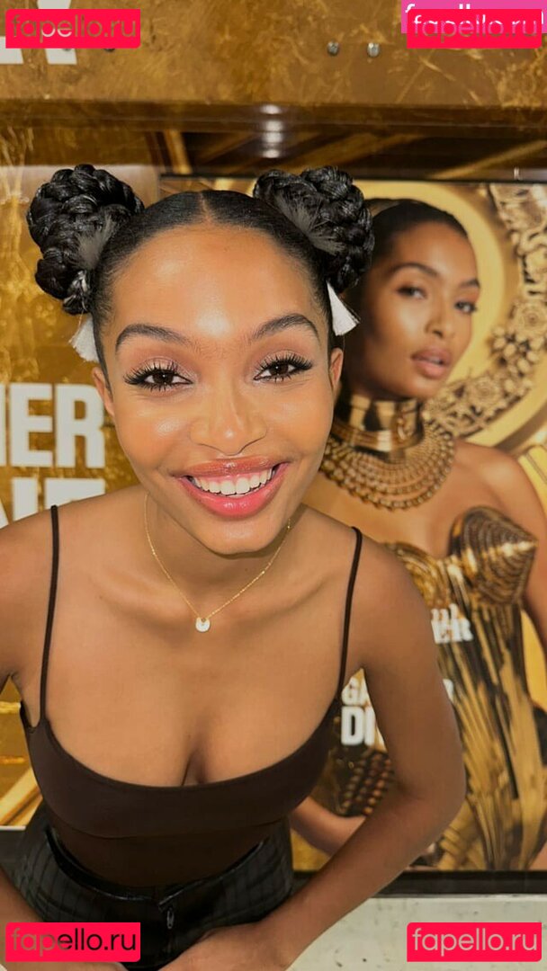 Yara Shahidi Nude Onlyfans Photo 32