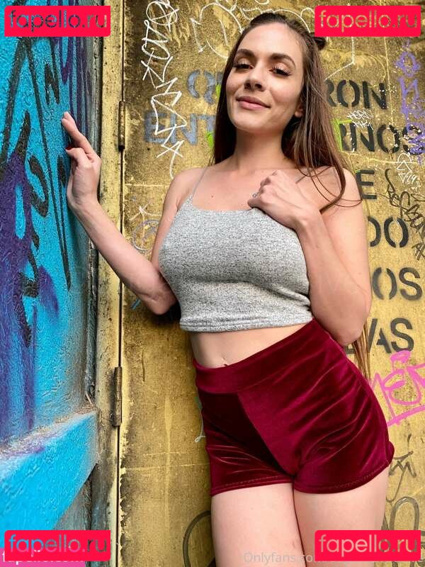 Mia Xxx Nude Onlyfans Photo 10