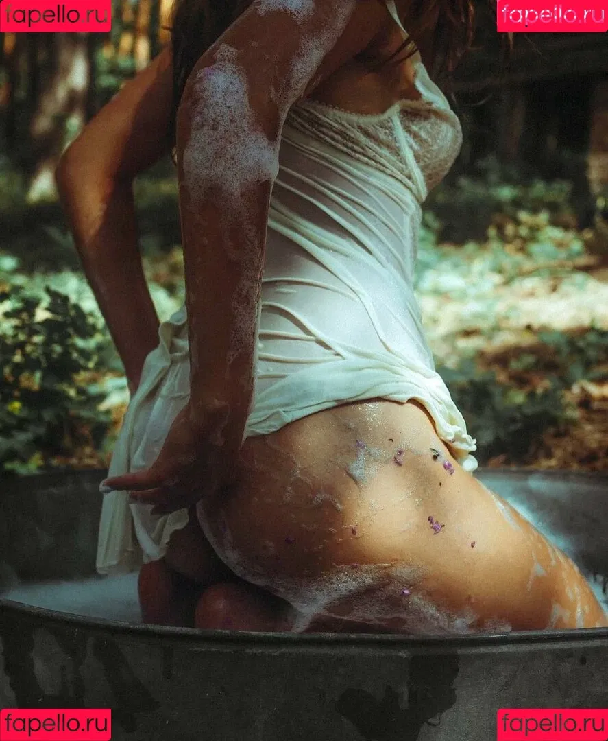 Nemmy Horin Onlyfans Photo Gallery 