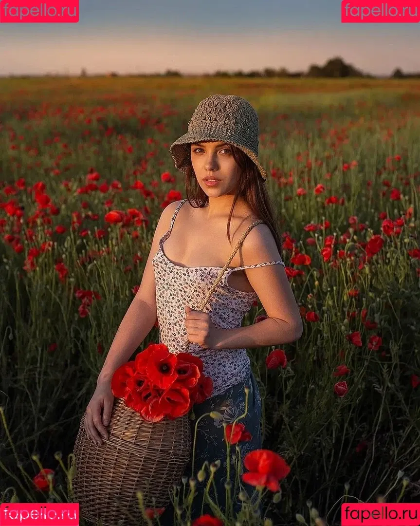 Nemmy Horin Onlyfans Photo Gallery 