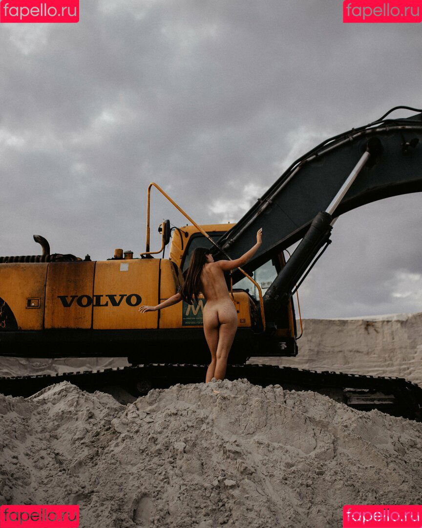 Nemmy Horin Onlyfans Photo Gallery 