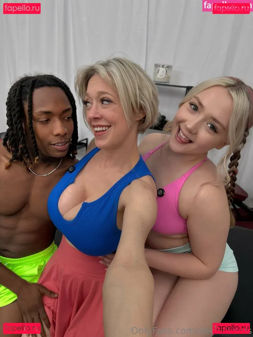 deewilliams Onlyfans Photo Gallery 