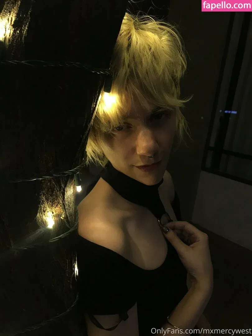 mxmercywest Onlyfans Photo Gallery 