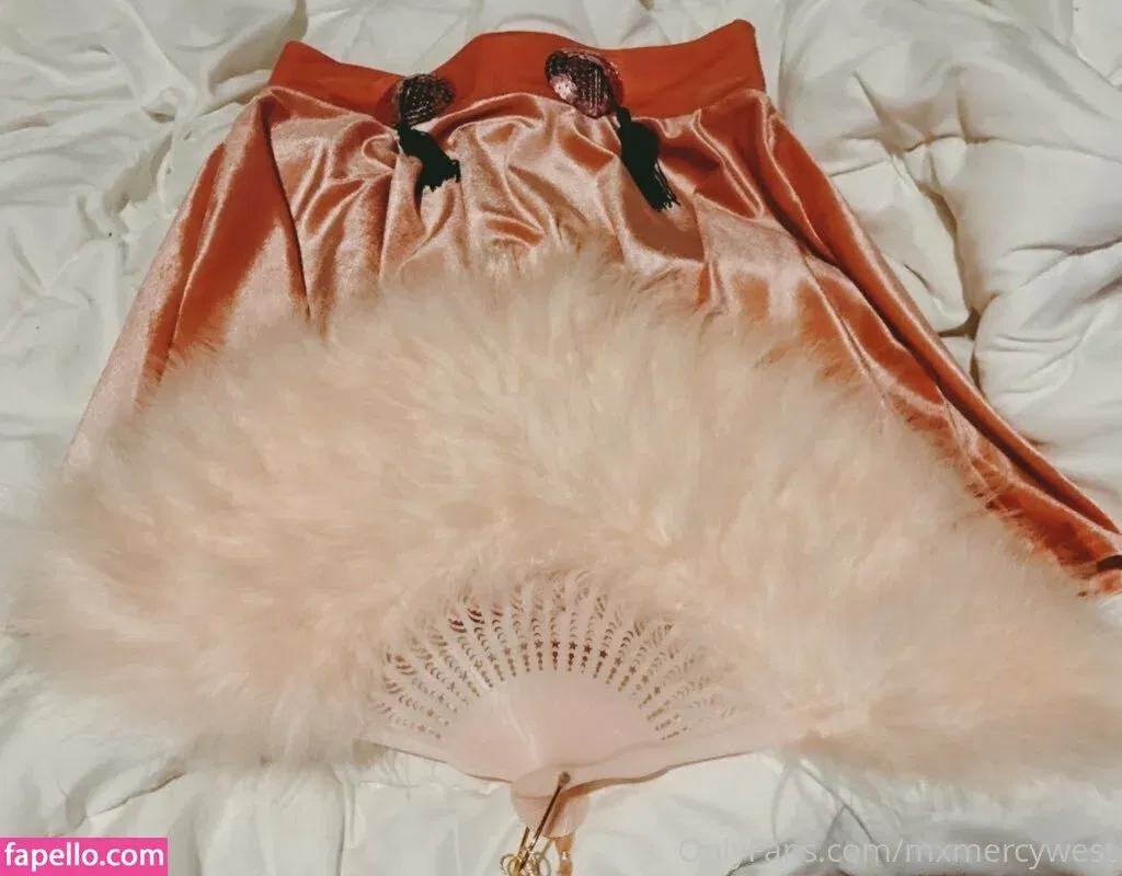 mxmercywest Onlyfans Photo Gallery 