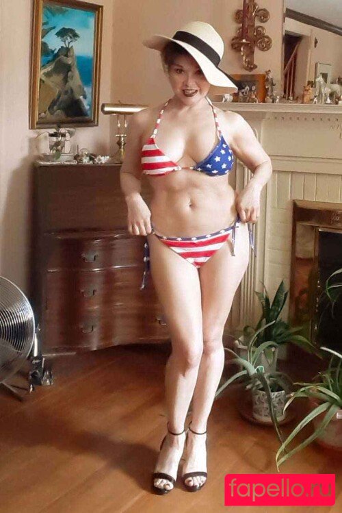 Helena Antonaccio Nude Onlyfans Photo 15