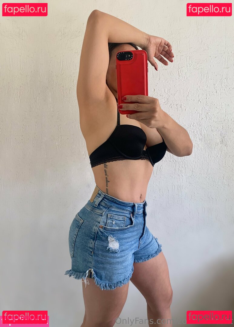 zoefuentesfit Nude Onlyfans Photo 30
