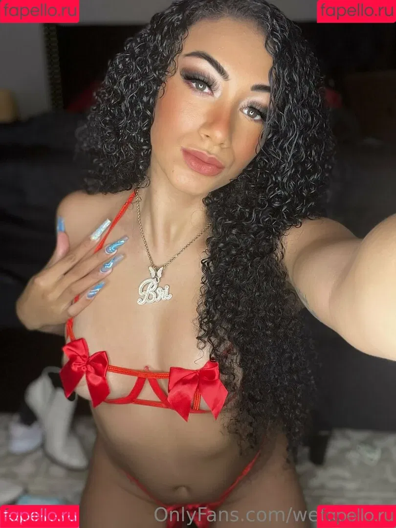 wetkittybri Onlyfans Photo Gallery 