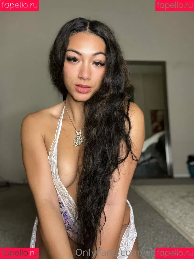 wetkittybri Onlyfans Photo Gallery 