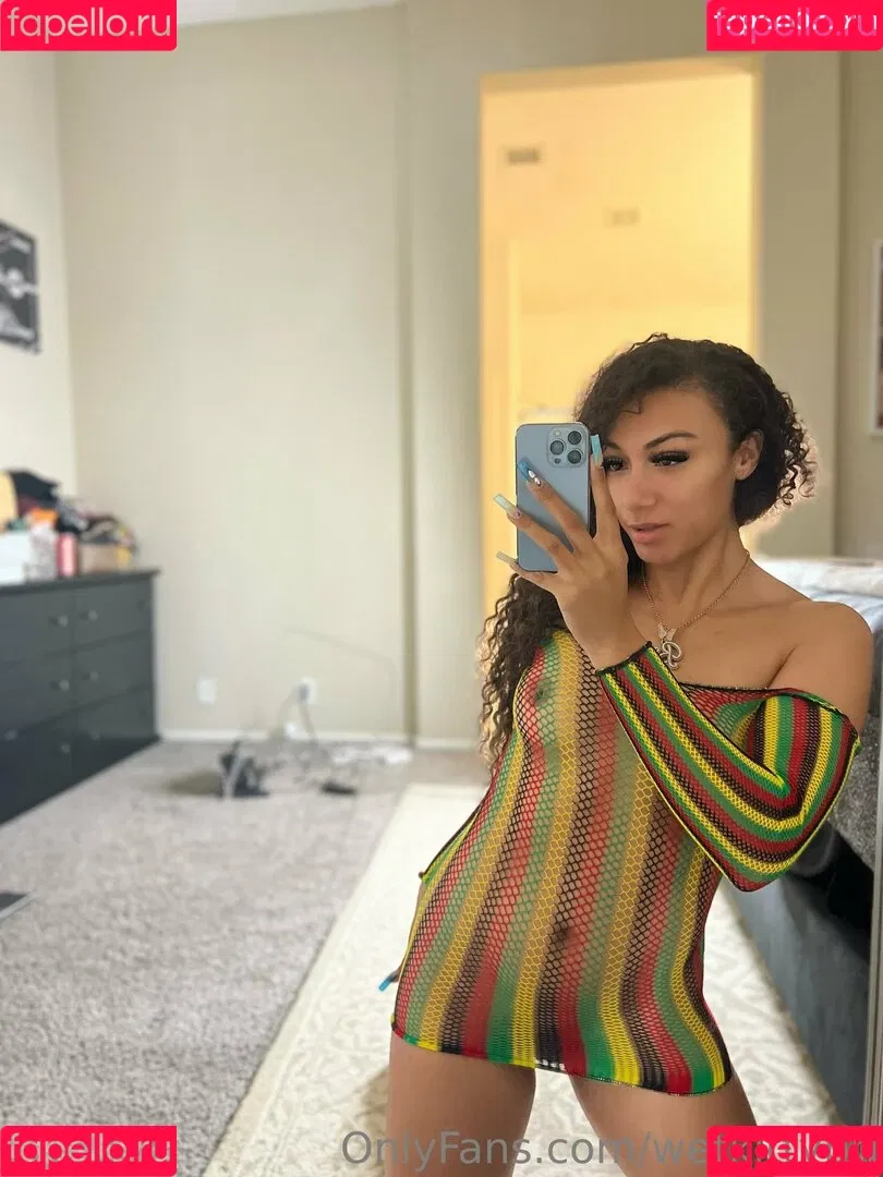 wetkittybri Onlyfans Photo Gallery 
