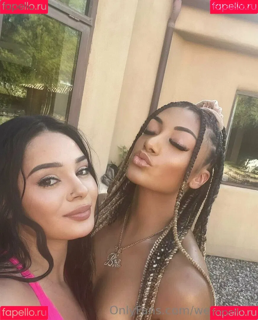 wetkittybri Onlyfans Photo Gallery 