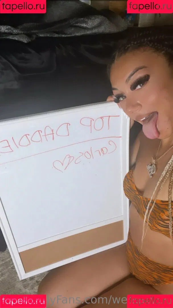 wetkittybri Onlyfans Photo Gallery 