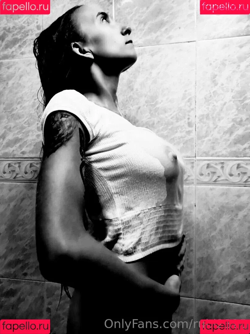 rubi2325 Onlyfans Photo Gallery 