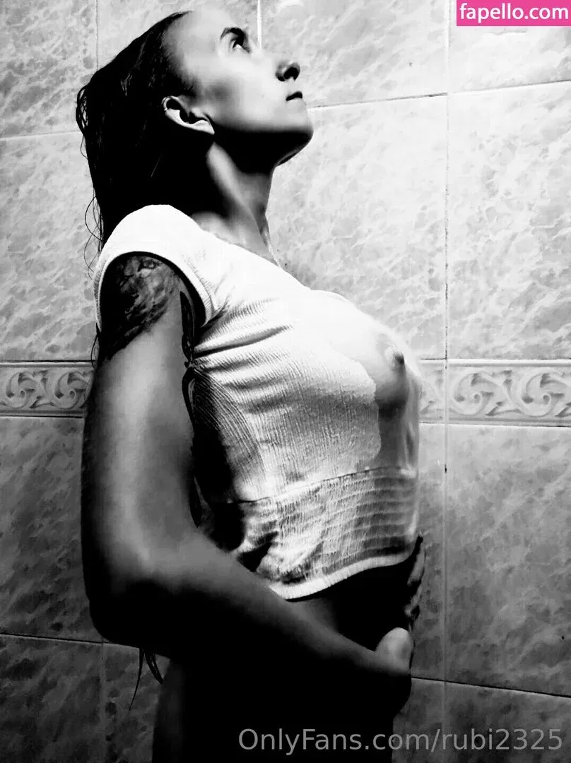 rubi2325 Onlyfans Photo Gallery 