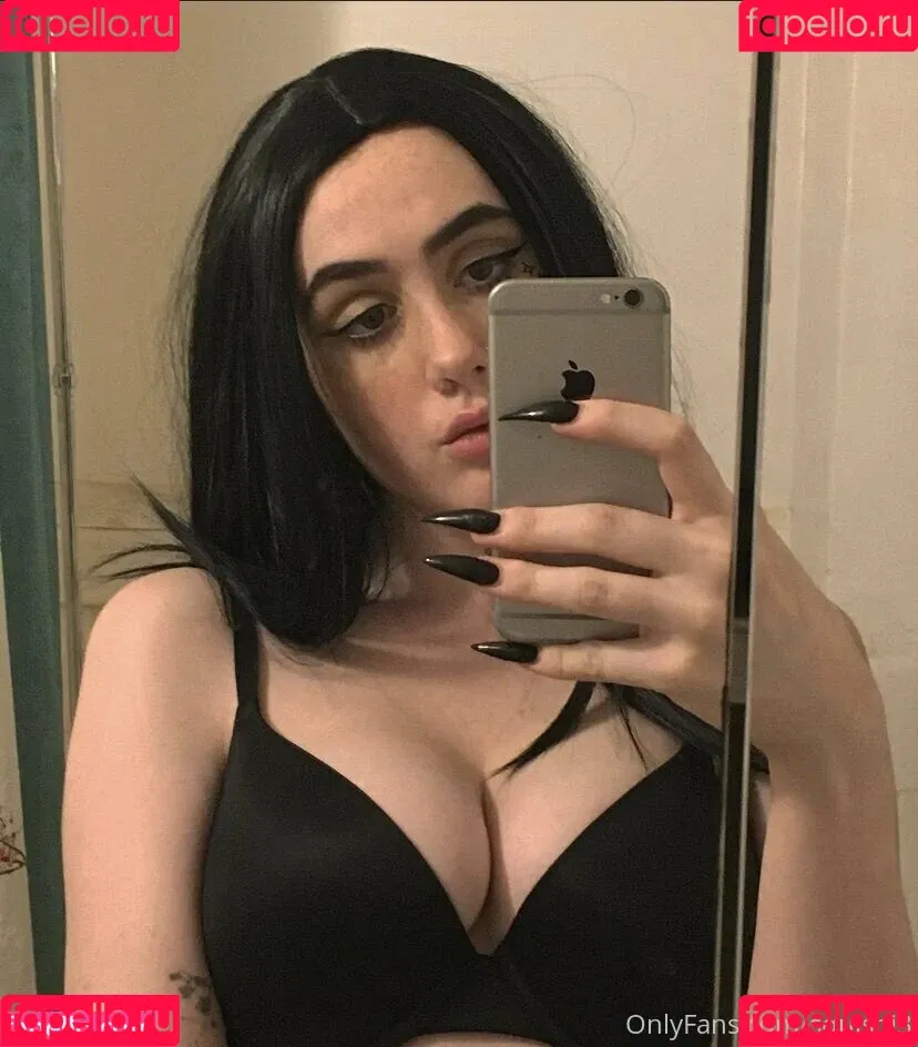 divinityvaeh Onlyfans Photo Gallery 