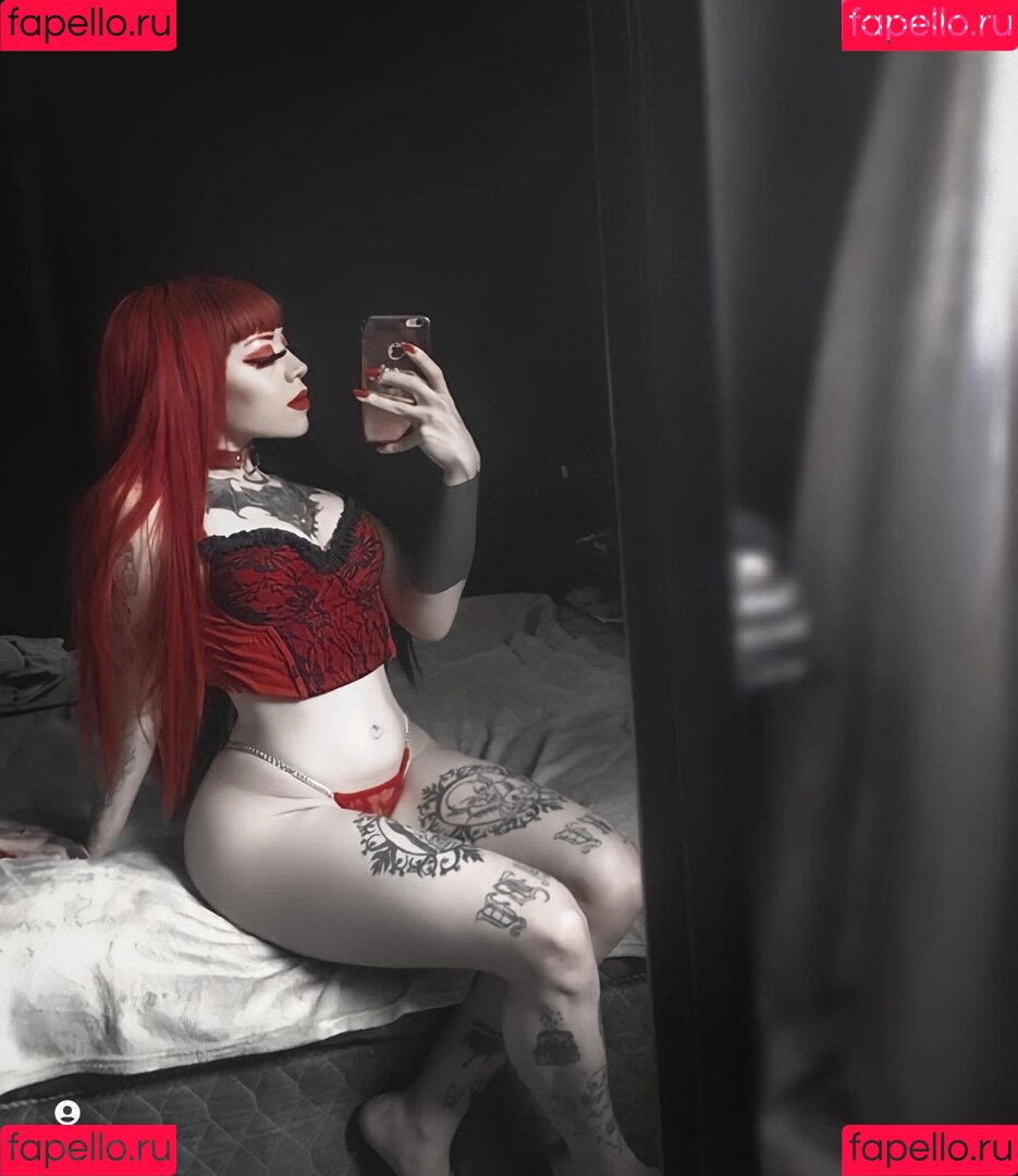 Thepoisoncherry Nude Onlyfans Photo 38