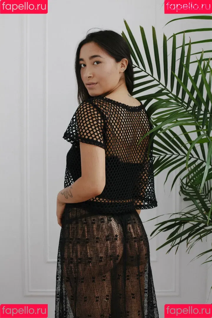 Hitomi Mochizuki Onlyfans Photo Gallery 