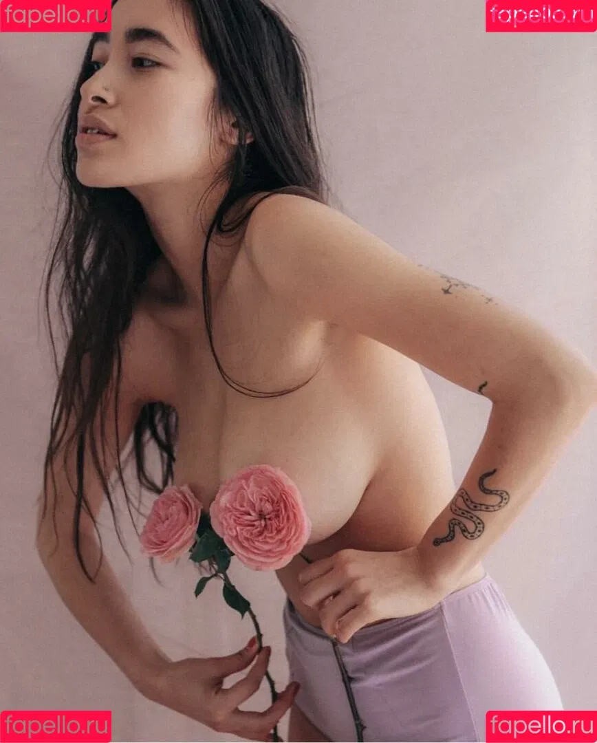 Hitomi Mochizuki Onlyfans Photo Gallery 