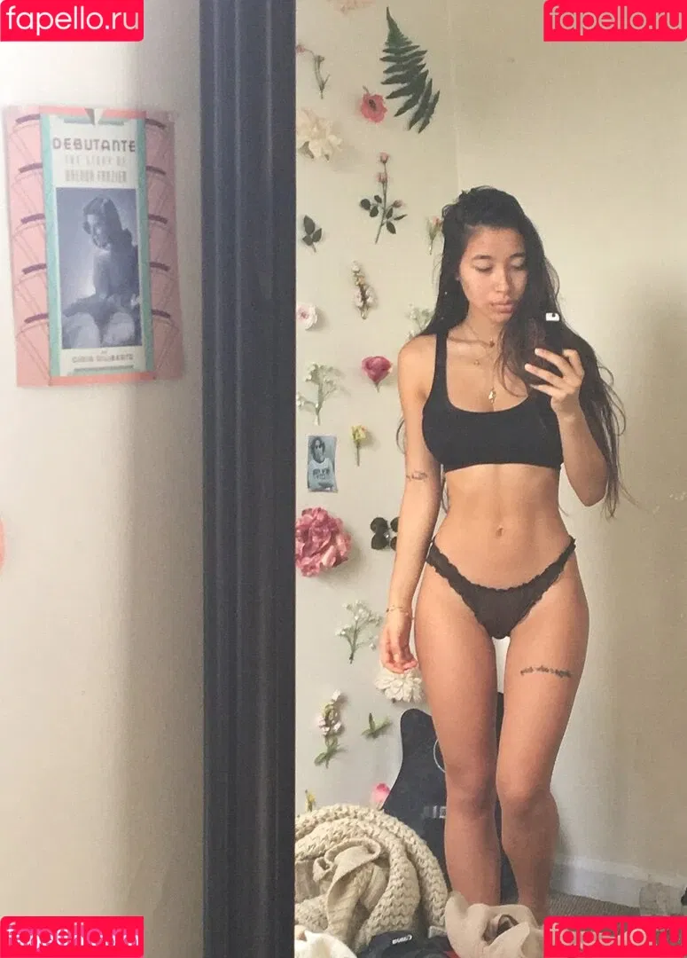 Hitomi Mochizuki Onlyfans Photo Gallery 