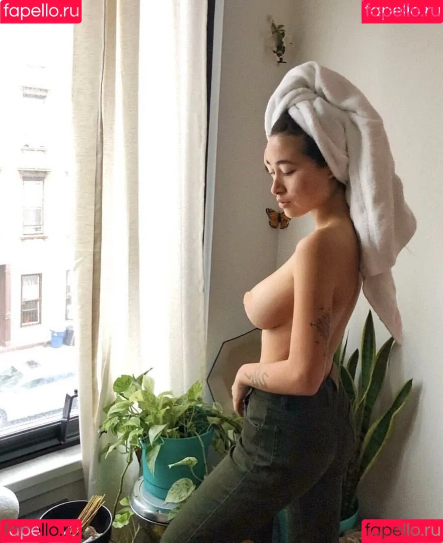 Hitomi Mochizuki Onlyfans Photo Gallery 