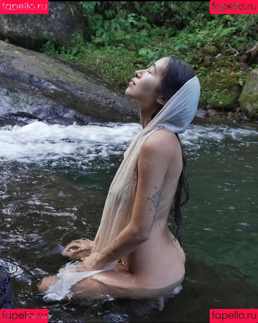 Hitomi Mochizuki Onlyfans Photo Gallery 
