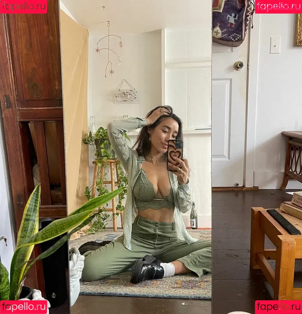 Hitomi Mochizuki Onlyfans Photo Gallery 