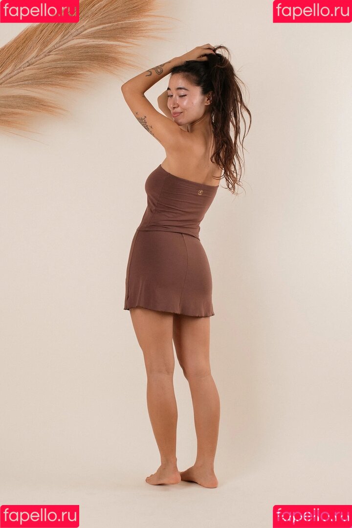 Hitomi Mochizuki Onlyfans Photo Gallery 