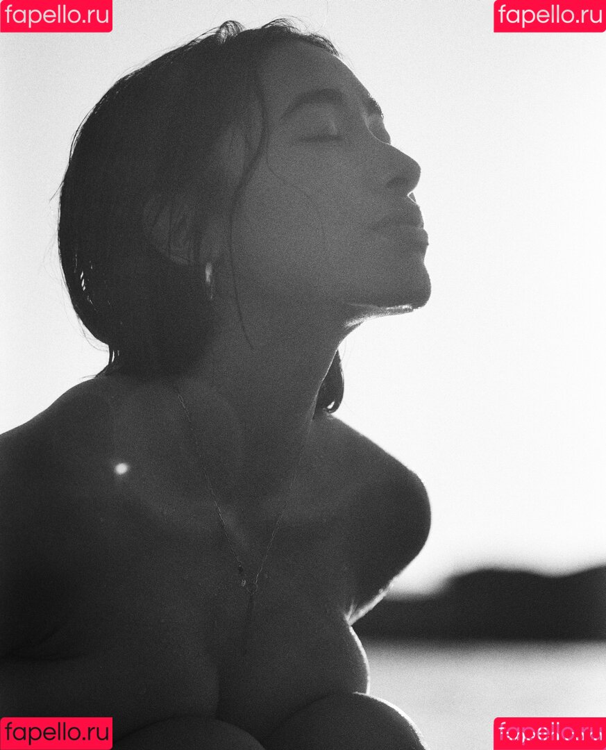 Hitomi Mochizuki Onlyfans Photo Gallery 