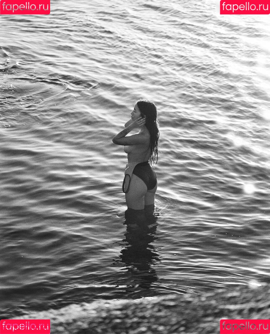 Hitomi Mochizuki Onlyfans Photo Gallery 