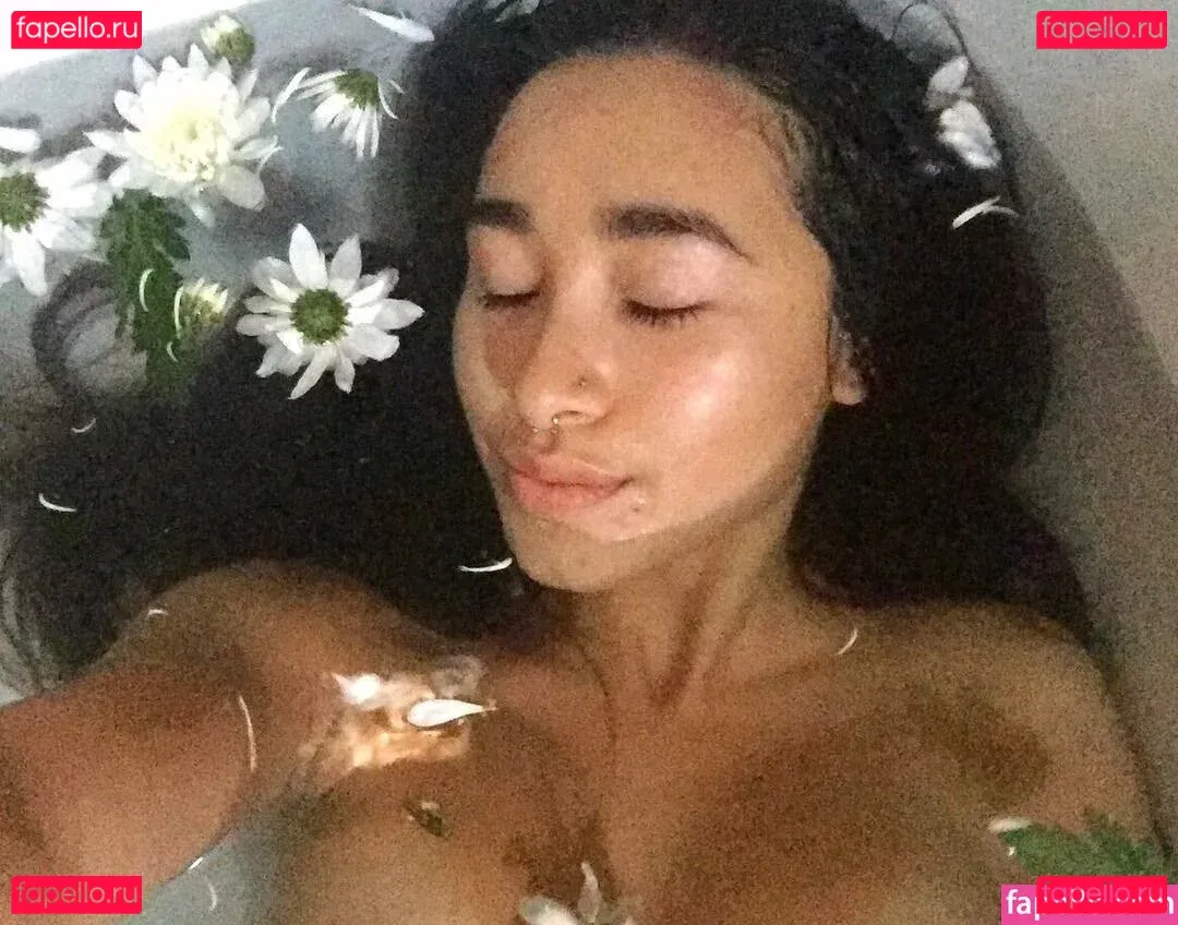 Hitomi Mochizuki Onlyfans Photo Gallery 