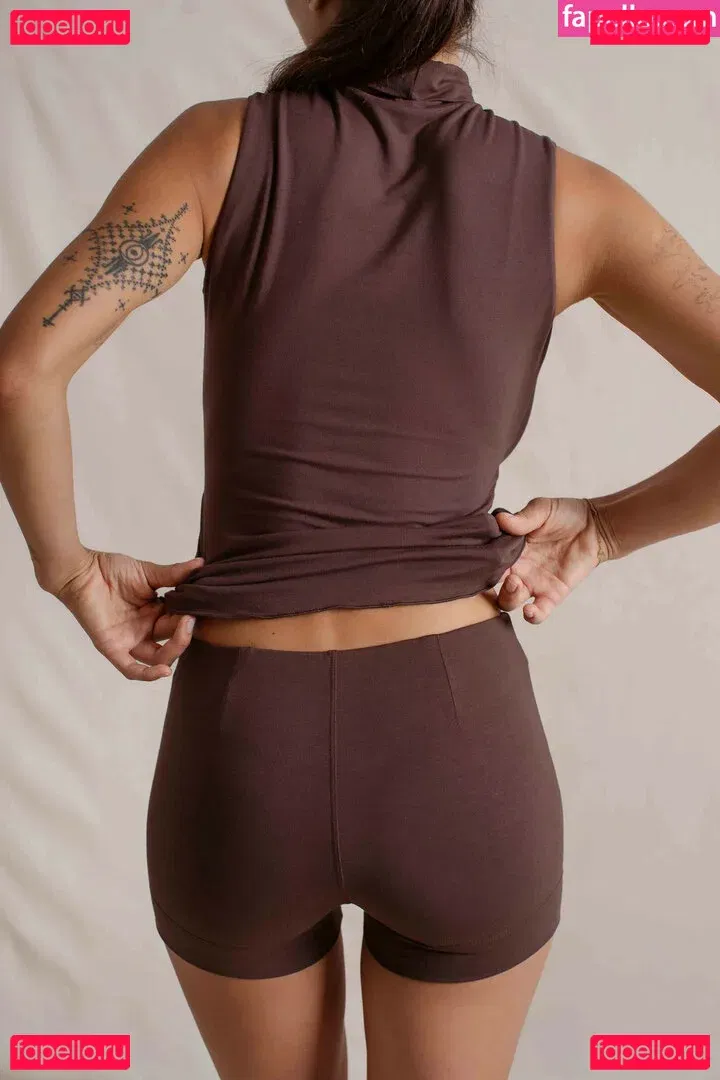 Hitomi Mochizuki Onlyfans Photo Gallery 