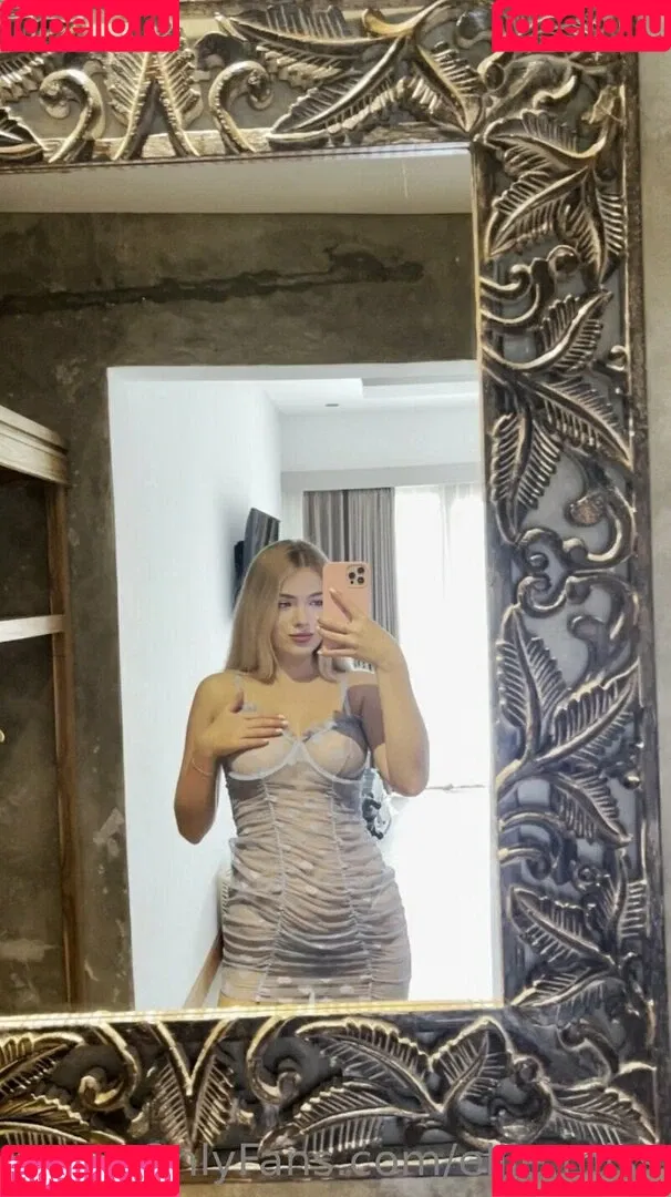 ellie.miss Onlyfans Photo Gallery 