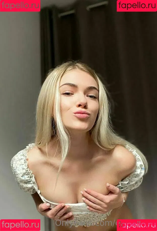 ellie.miss Onlyfans Photo Gallery 