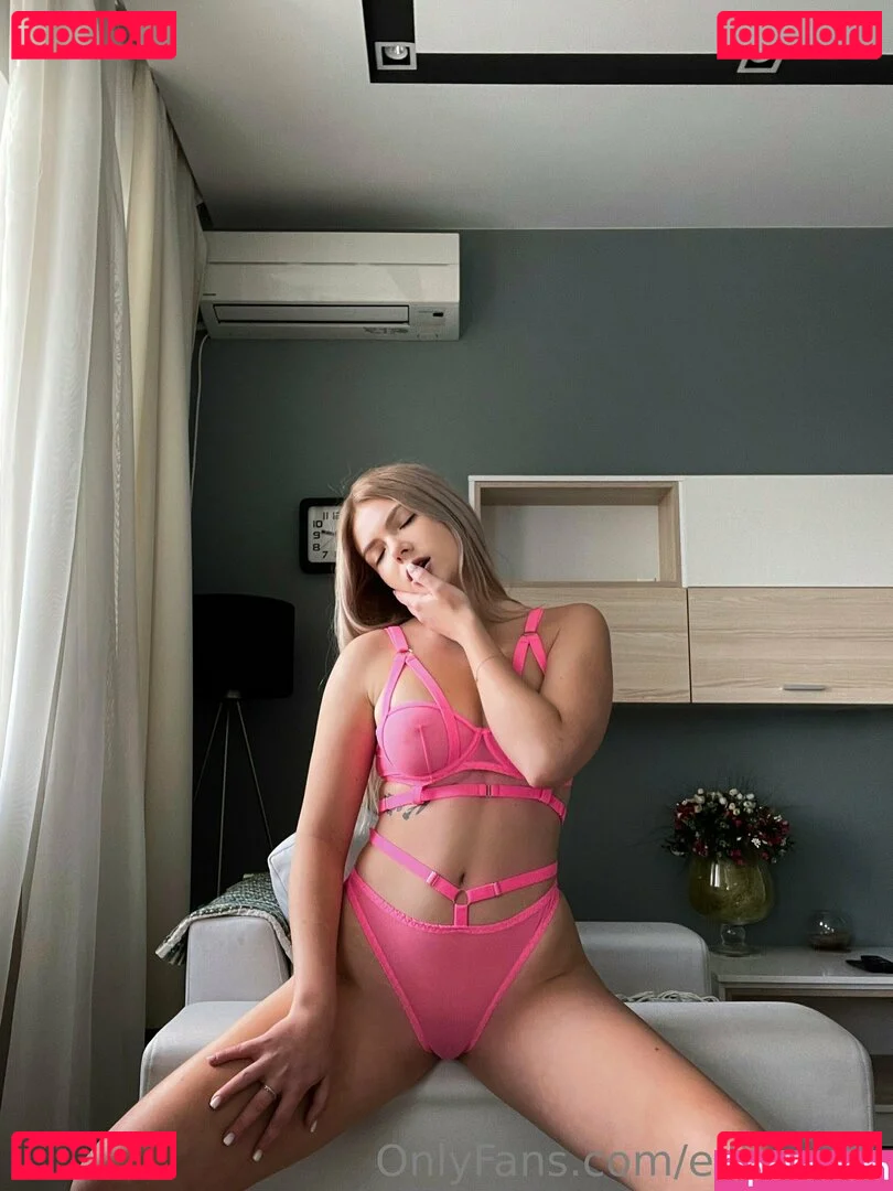 ellie.miss Onlyfans Photo Gallery 