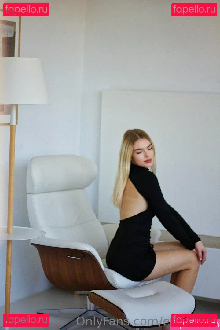 ellie.miss Onlyfans Photo Gallery 